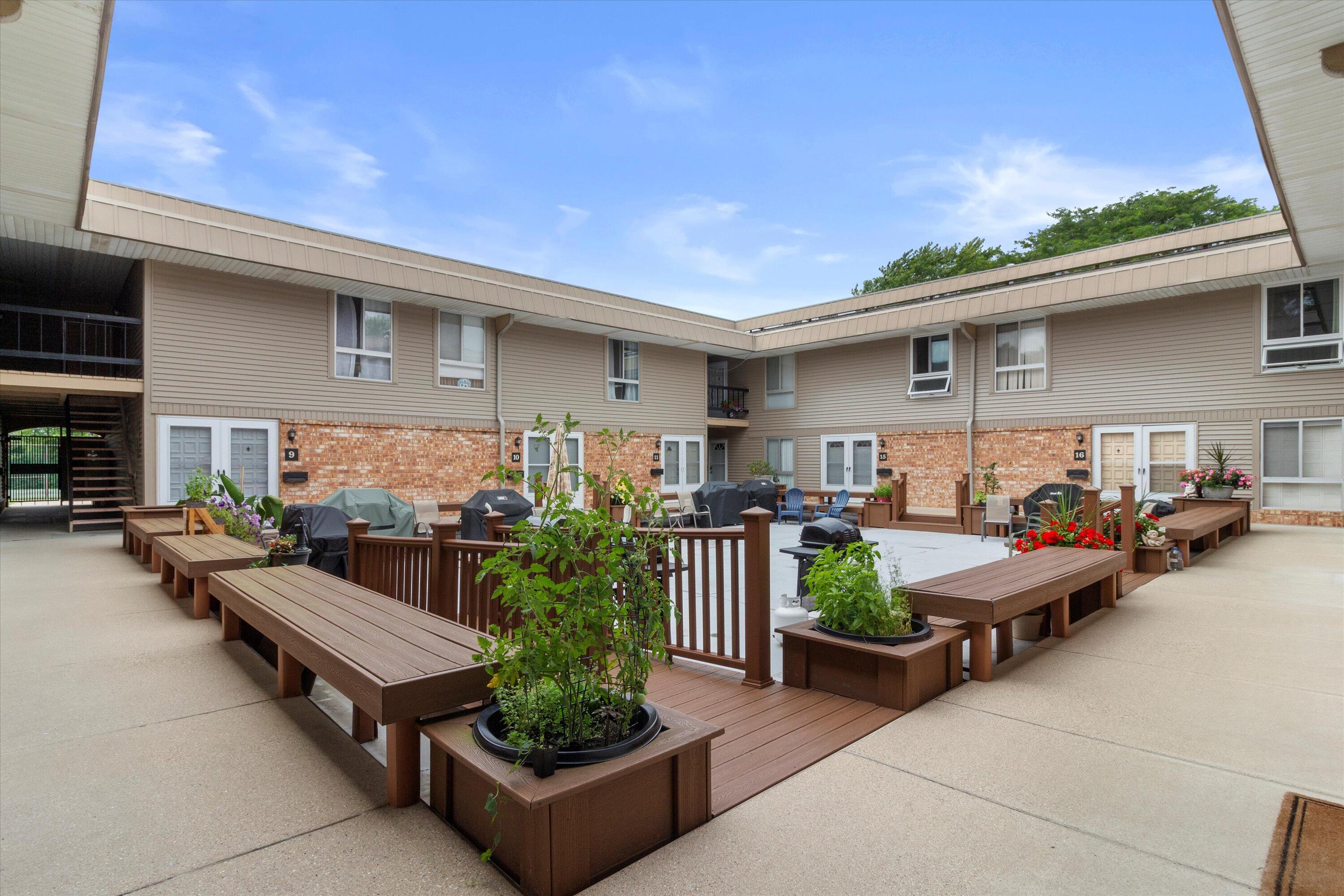 11936 West Mill Road, Unit 2 Milwaukee, WI 53225 - Photo 21 of 30 Grill and gather!