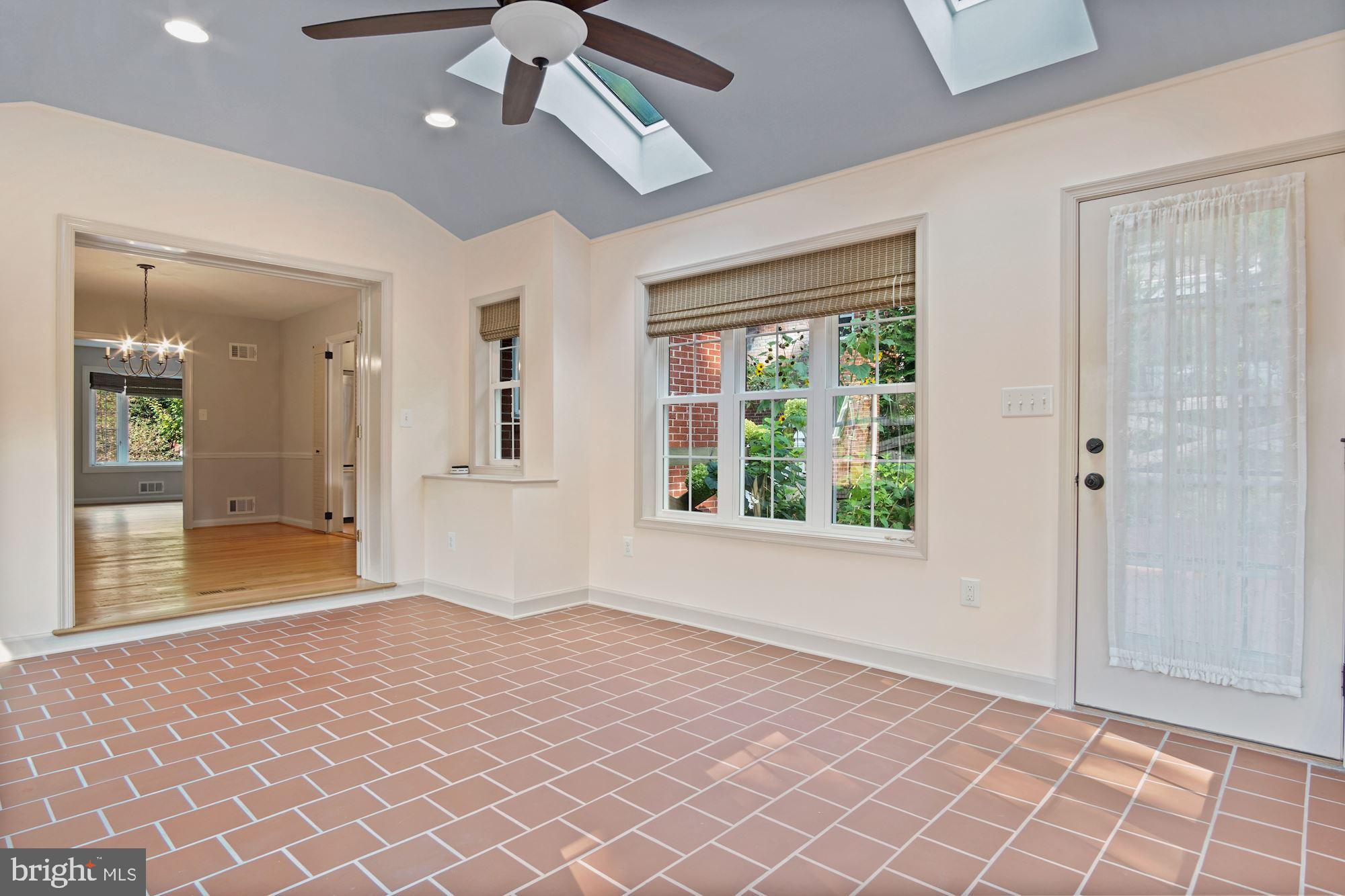 8811 Walnut Hill Road Chevy Chase, MD 20815 - Photo 15 of 34