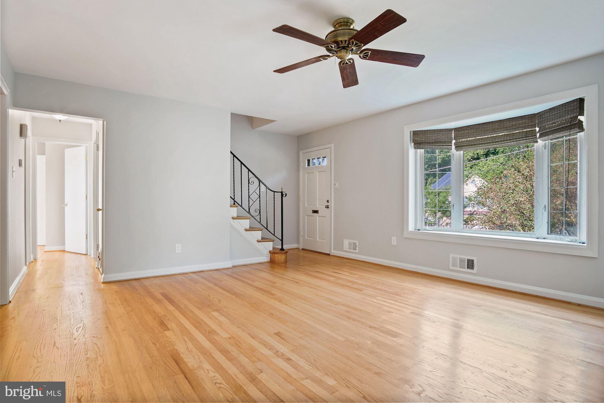 8811 Walnut Hill Road Chevy Chase, MD 20815 - Photo 6 of 34