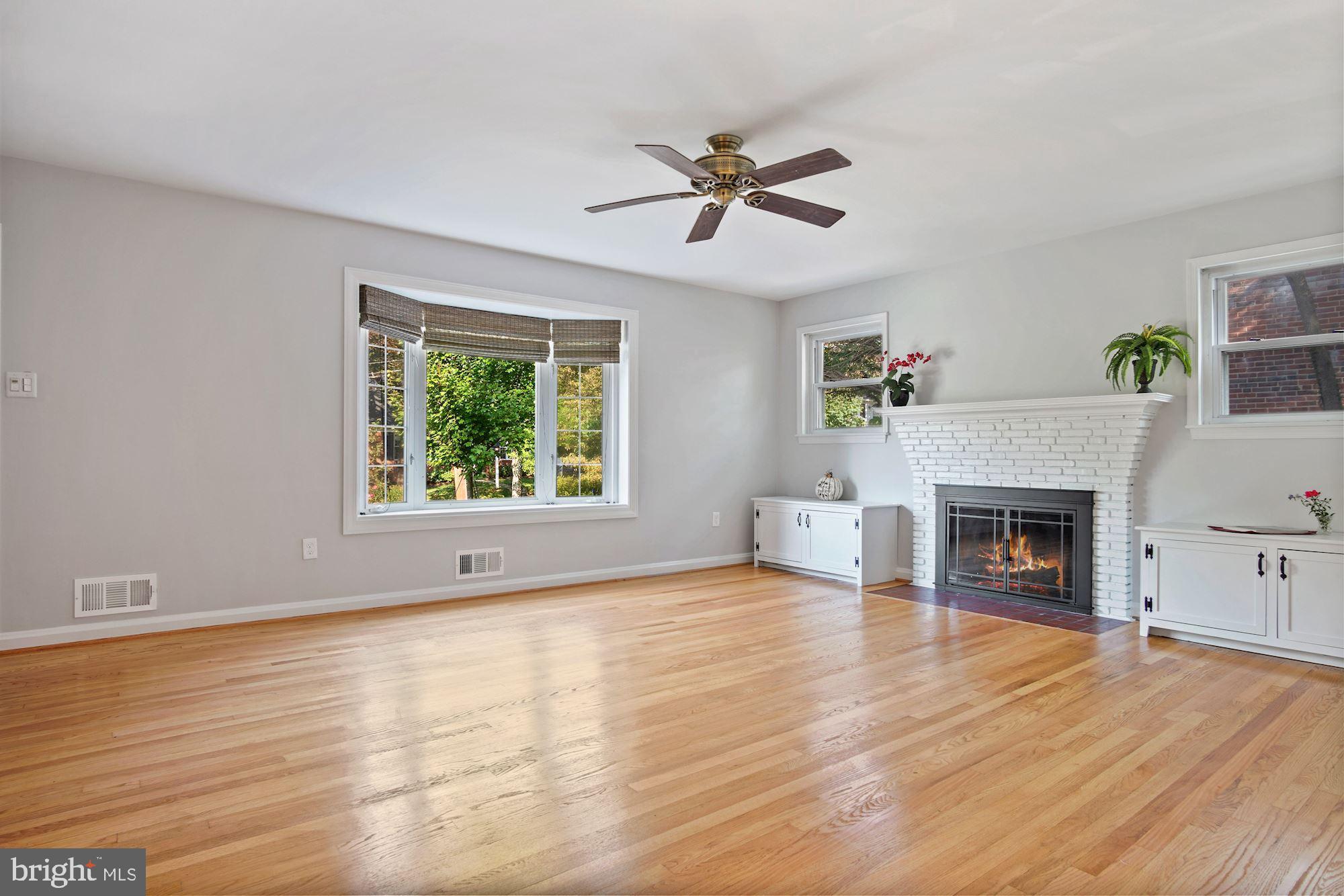 8811 Walnut Hill Road Chevy Chase, MD 20815 - Photo 8 of 34