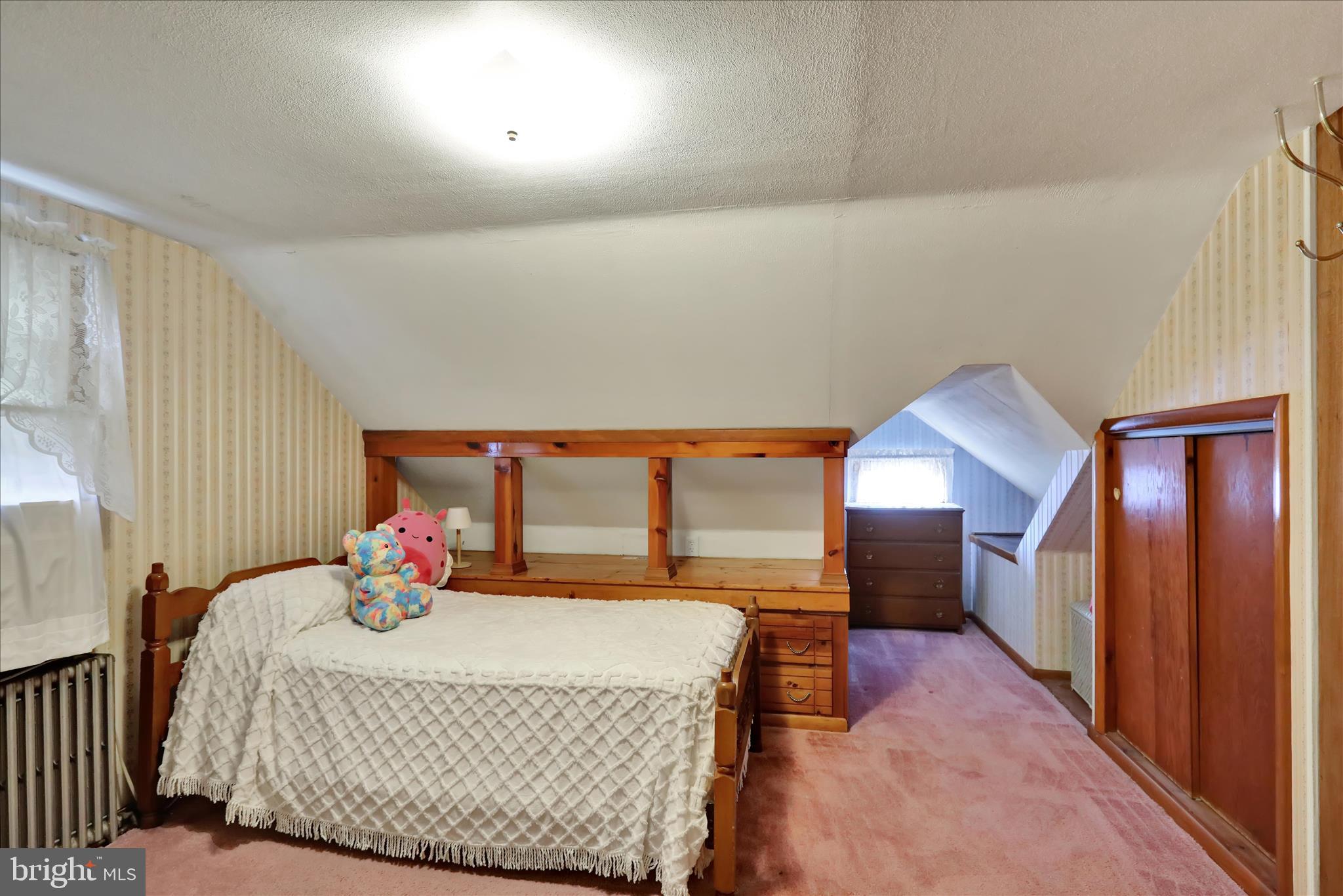 789 Logan Street Pottstown, PA 19464 - Photo 21 of 29 Upstairs bedroom 3 with built-ins and nook