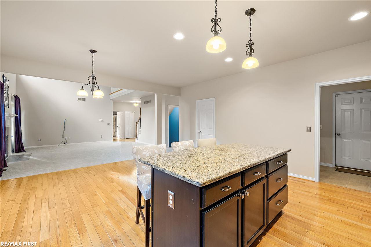 1777 Gilsam Avenue Rochester Hills, MI 48309 - Photo 12 of 63
