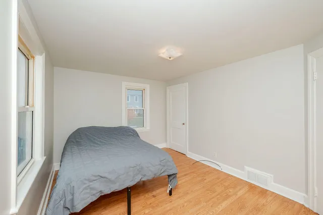 $589,900 | 255 Melbourne Street, Portsmouth, NH 03801