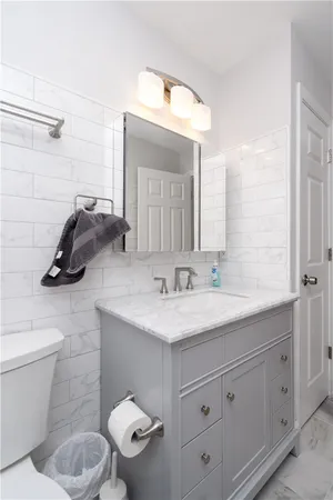 $649,900 | 25 Belfield Drive, Johnston, RI 02919