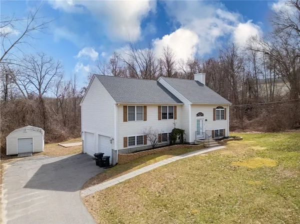 $649,900 | 25 Belfield Drive, Johnston, RI 02919
