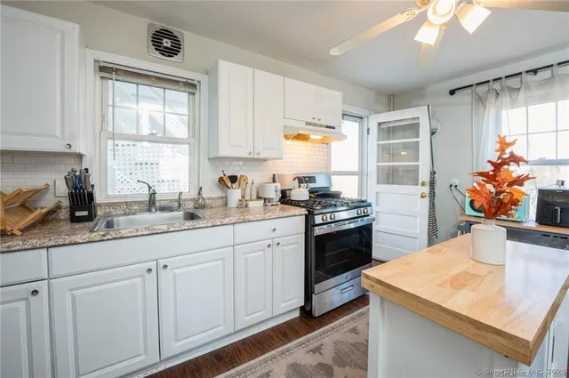 $2,500 | 104 Palmer Avenue, Unit 1, Stamford, CT 06902