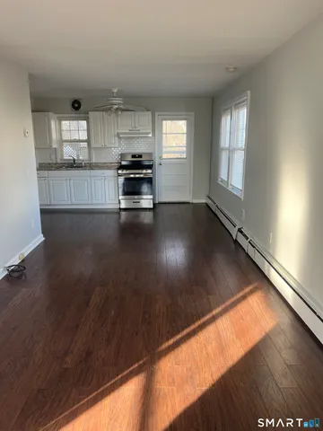 $2,500 | 104 Palmer Avenue, Unit 1, Stamford, CT 06902