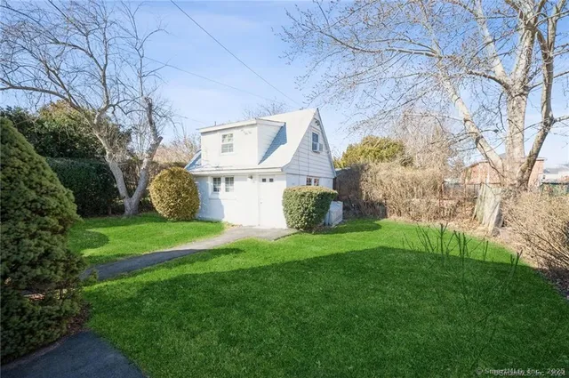 $2,500 | 104 Palmer Avenue, Unit 1, Stamford, CT 06902