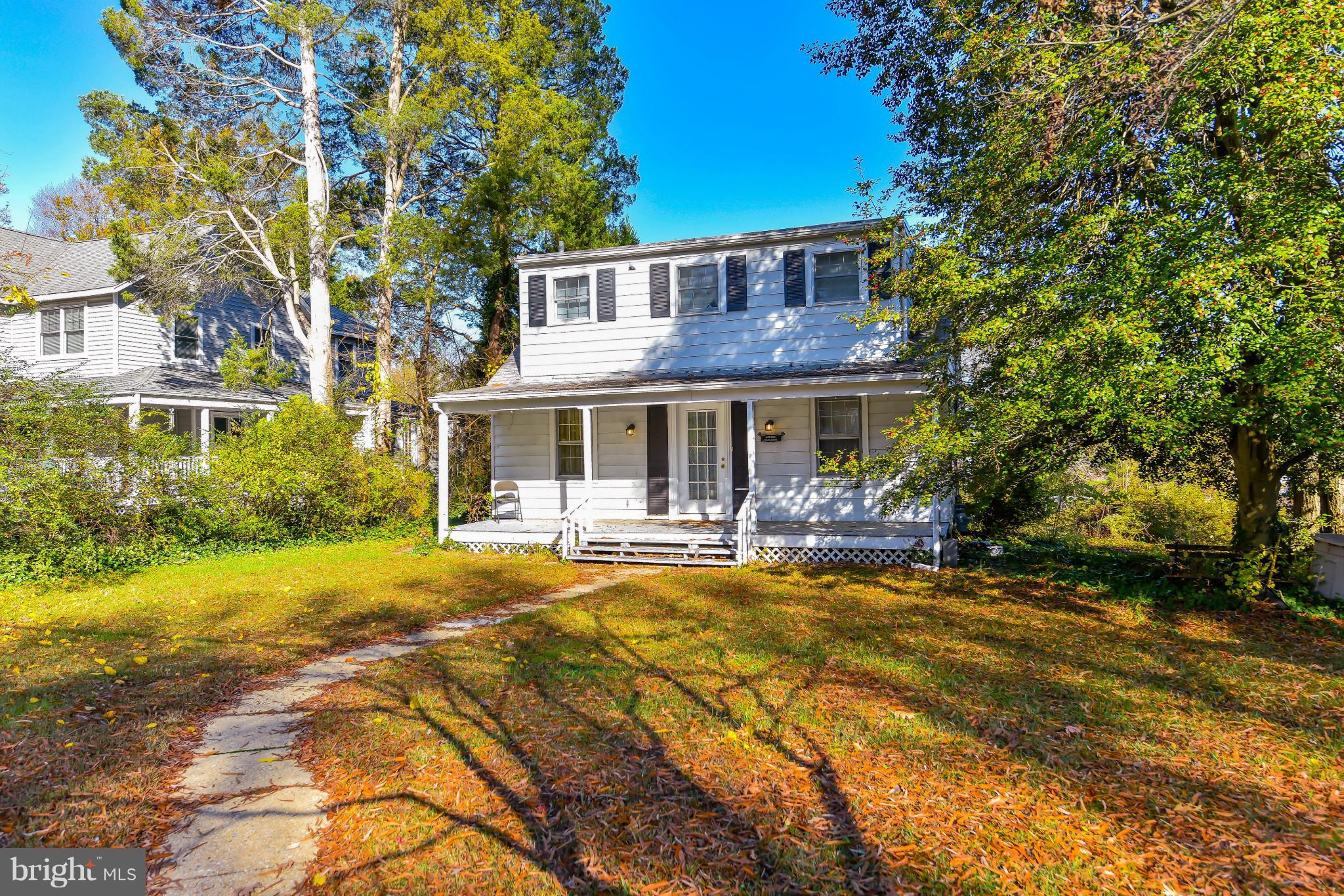 8827 Fort Hunt Road Alexandria, VA 22308 - Photo 2 of 23 Exterior (Front)