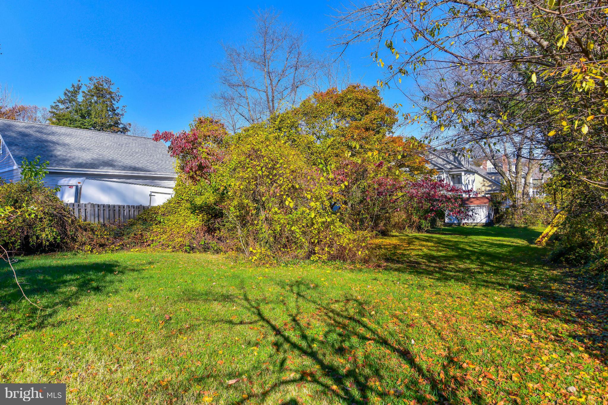 8827 Fort Hunt Road Alexandria, VA 22308 - Photo 7 of 23 Exterior (General)