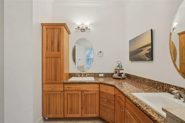 $875,000 | 15929 Ternglade Drive, Lithia, FL 33547