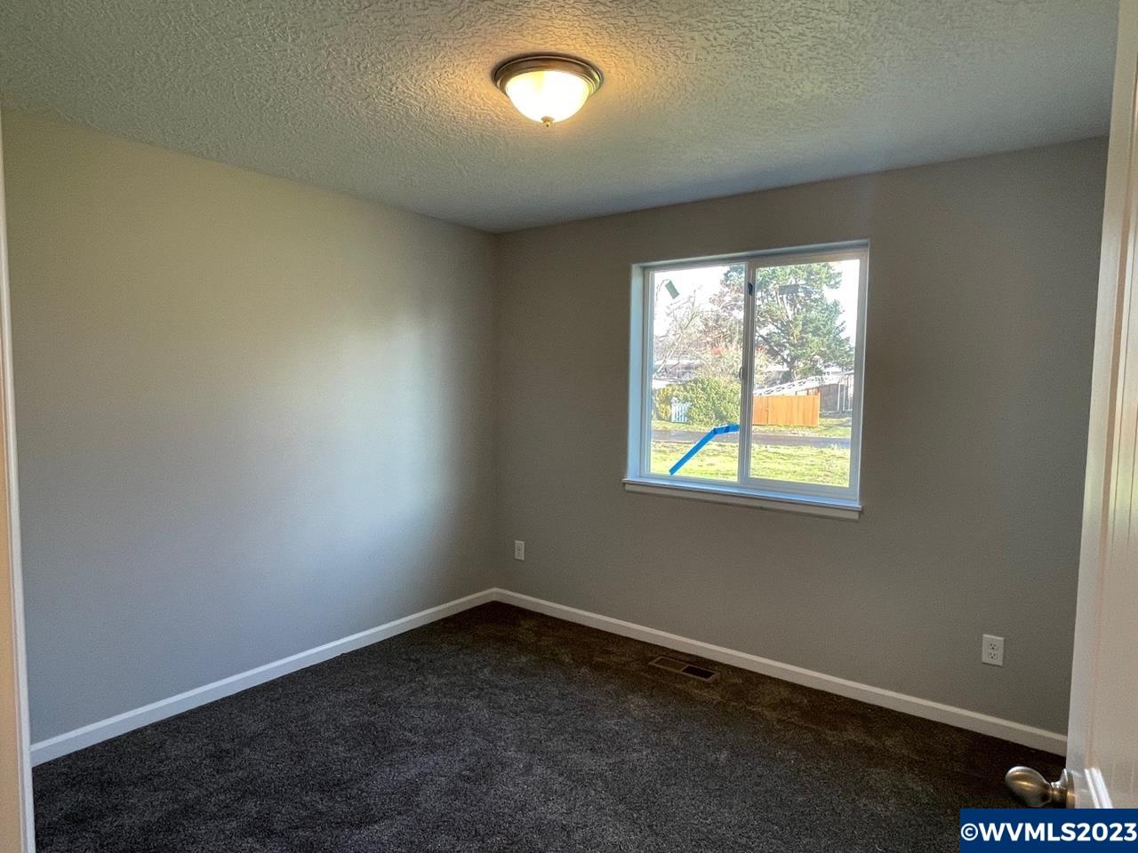 1919 Southwest 13th Avenue Albany, OR 97321 - Photo 26 of 40