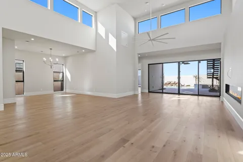 $1,550,000 | 8503 South 9th Drive, Unit 17, Phoenix, AZ 85041