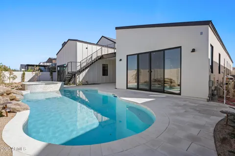 $1,550,000 | 8503 South 9th Drive, Unit 17, Phoenix, AZ 85041