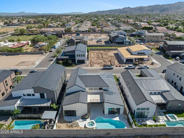 $1,550,000 | 8503 South 9th Drive, Unit 17, Phoenix, AZ 85041