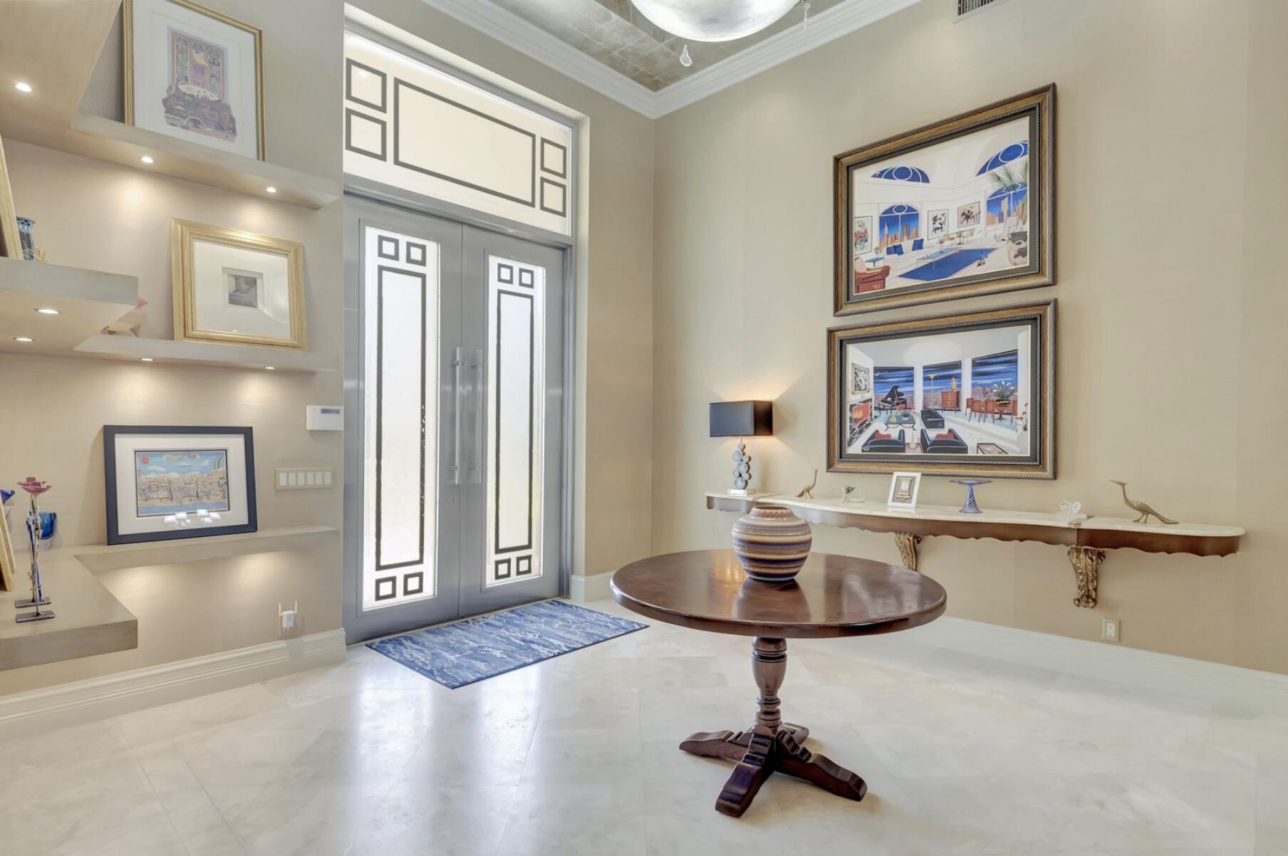 19719 Oakbrook Circle Boca Raton, FL 33434 - Photo 2 of 28 Foyer