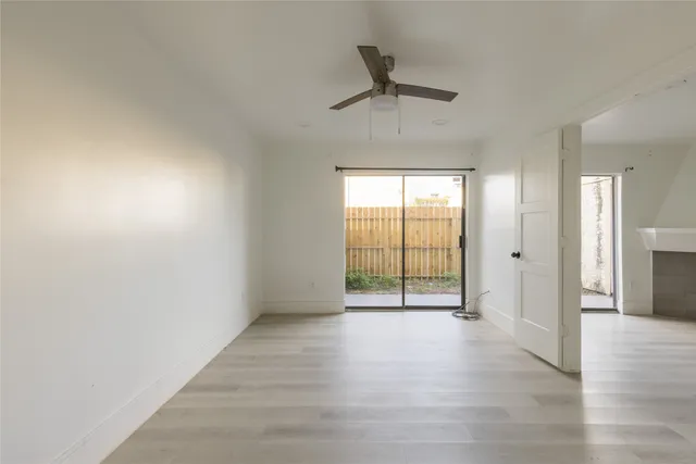 $1,100 | 10075 Westpark Drive, Unit 72, Houston, TX 77042