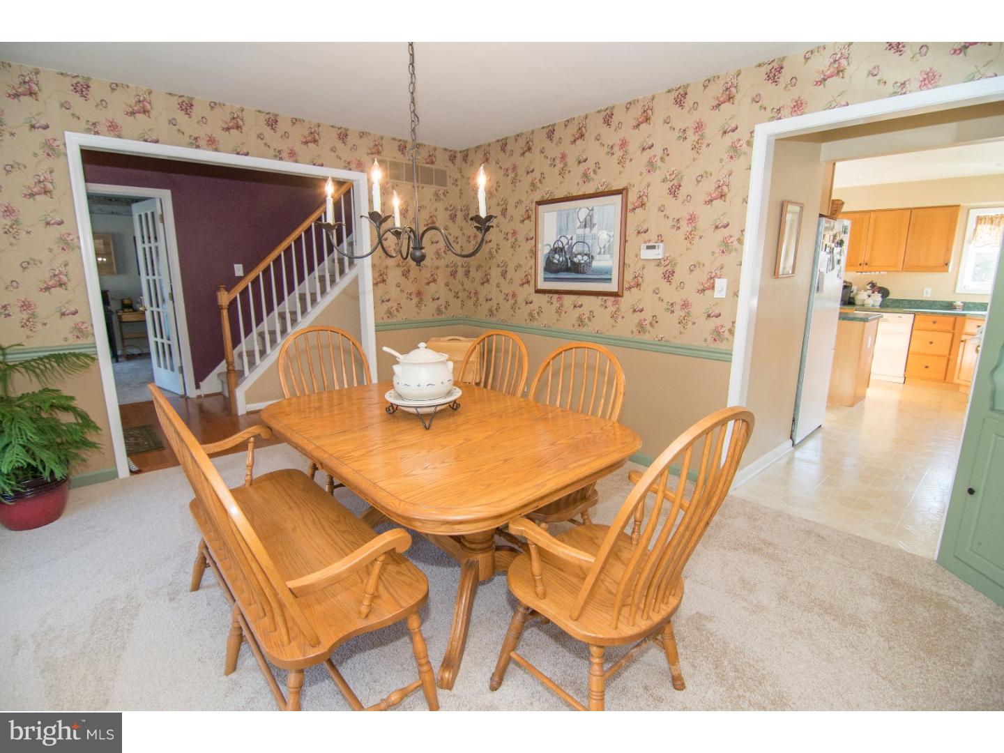 47 Spring Mt Road Schwenksville, PA 19473 - Photo 3 of 23 Dining Room