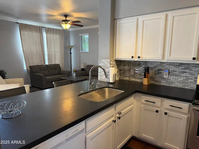 $2,900 | 20100 North 78th Place, Unit 1016, Scottsdale, AZ 85255