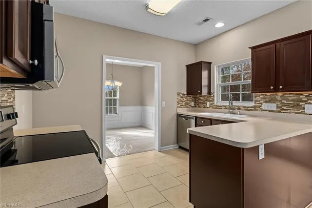 $299,900 | 5410 Angel Oaks Drive, Winston-Salem, NC 27105