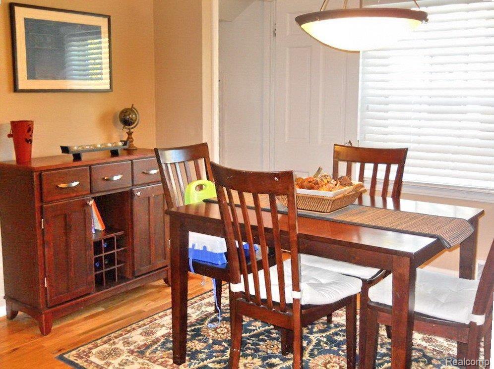 1354 Cambridge Road Berkley, MI 48072 - Photo 4 of 13 Dining Room