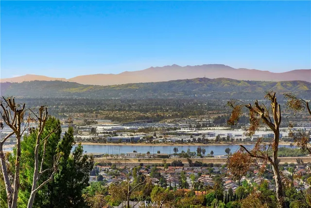 $2,899,990 | 3211 East Mandeville Place, Orange, CA 92867