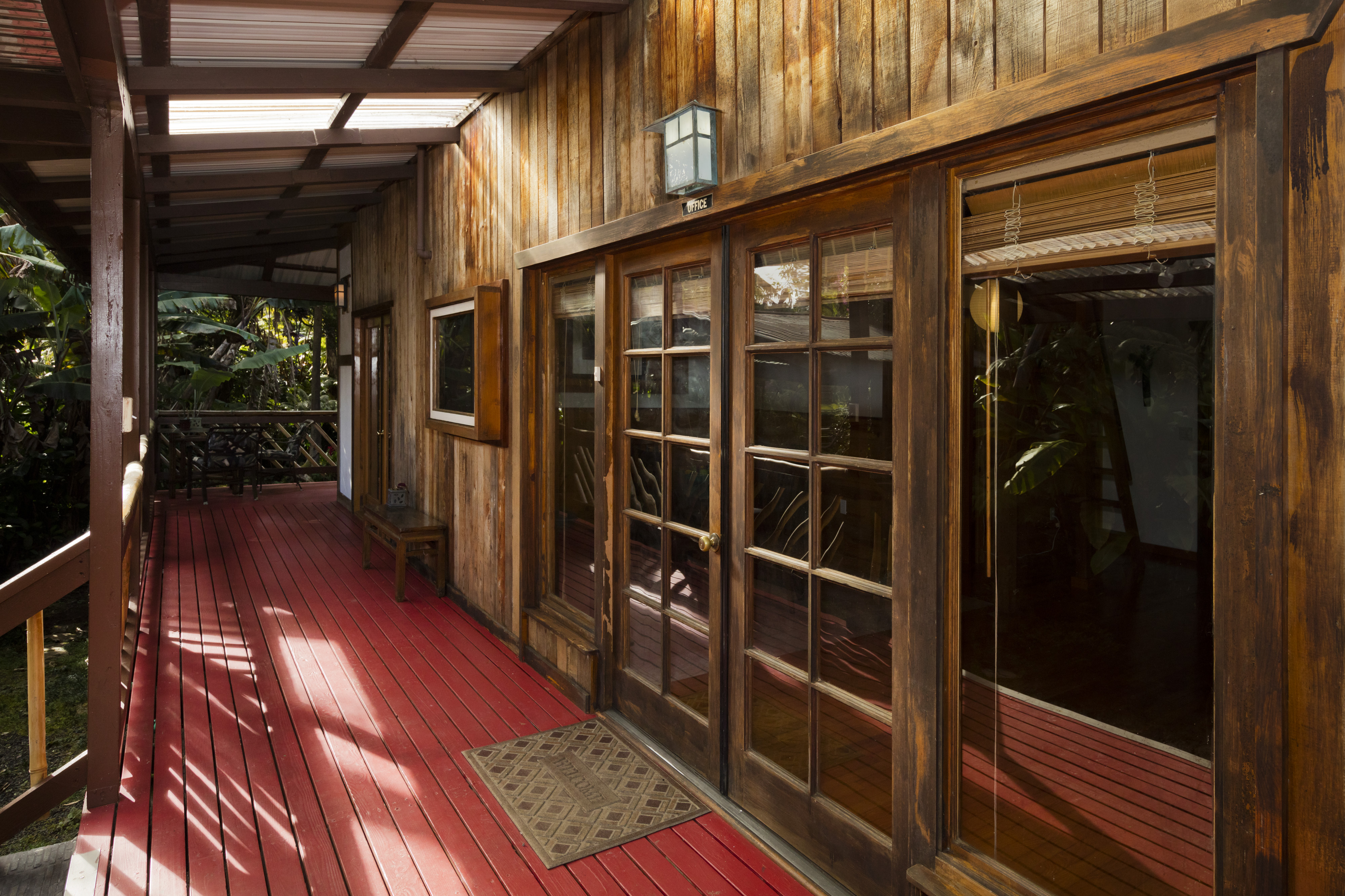 19-4245 Kekoa Nui Boulevard Volcano, HI 96785 - Photo 7 of 30 a view of balcony