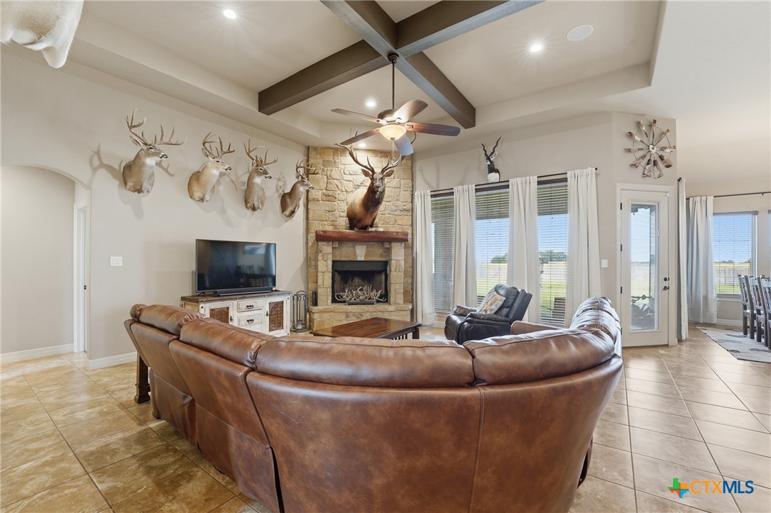 4572 Prairie Summit Seguin, TX 78155 - Photo 8 of 46