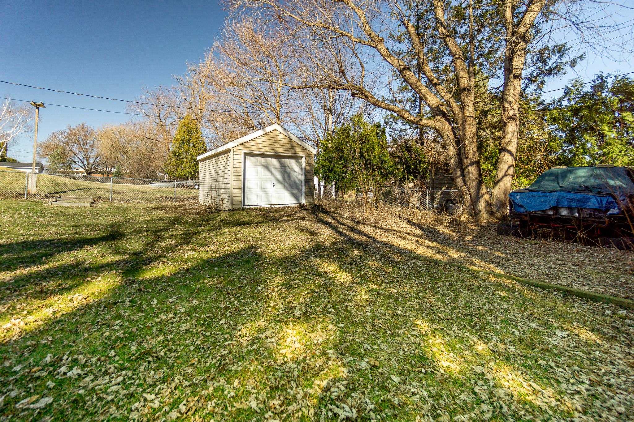 815-817 Sweeney Road Edgerton, WI 53534 - Photo 43 of 48