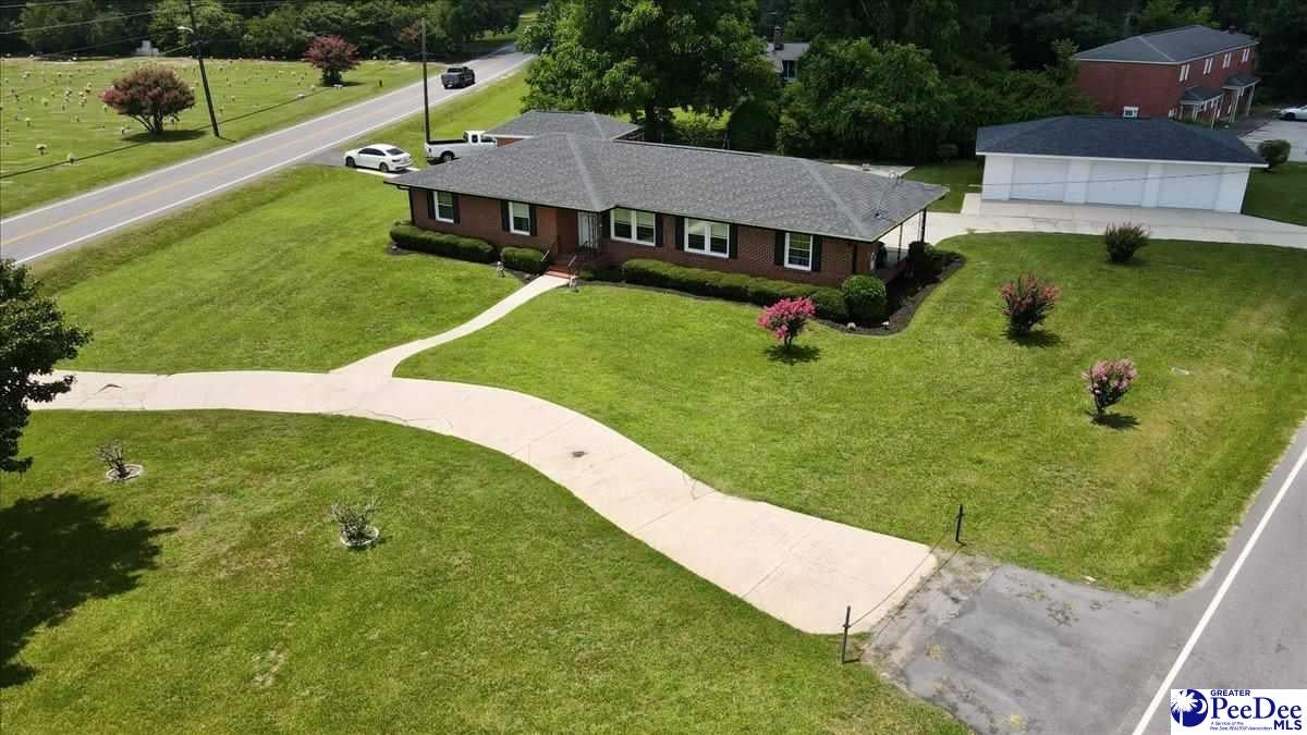 1427 Old Ebenezer Road Florence, SC 29501 - Photo 8 of 50 Gallery Image 8