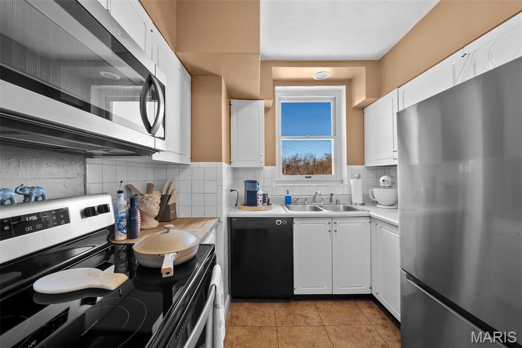 923 South Hanley Road, Unit E Clayton, MO 63105 - Photo 14 of 25 Gallery Image 14