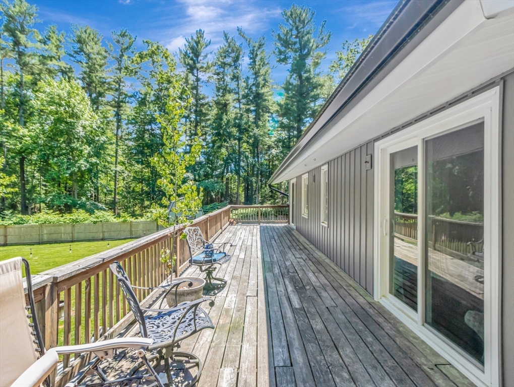 10 Mountain Road Easton, MA 02356 - Photo 12 of 42