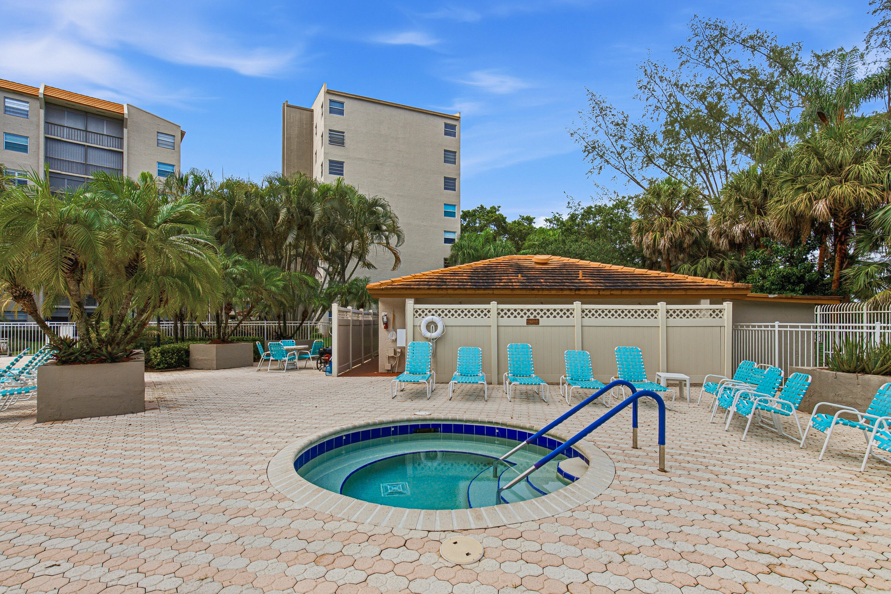 3940 Inverrary Boulevard, Unit 603A Lauderhill, FL 33319 - Photo 32 of 39 Amenities - Hot tub