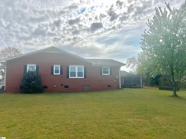 $265,000 | 111 King James Road, Seneca, SC 29678