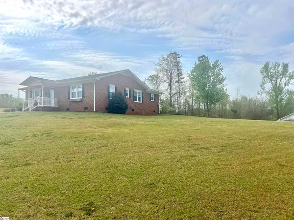 $265,000 | 111 King James Road, Seneca, SC 29678