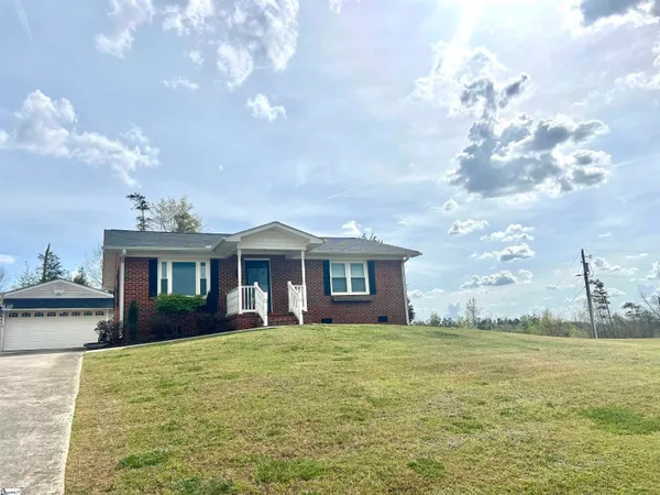 $265,000 | 111 King James Road, Seneca, SC 29678