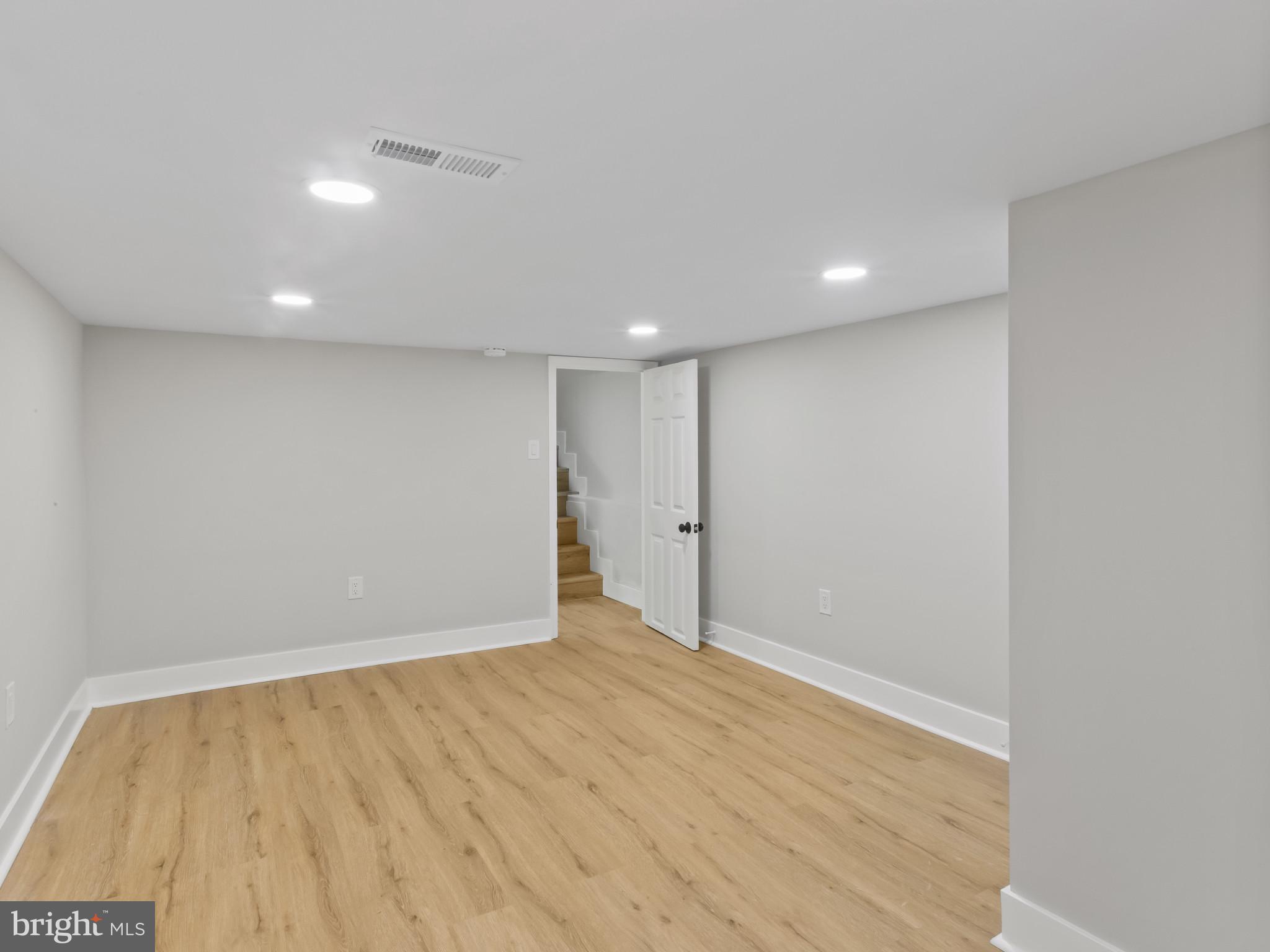 5 North Clinton Street Baltimore, MD 21224 - Photo 20 of 30 Basement