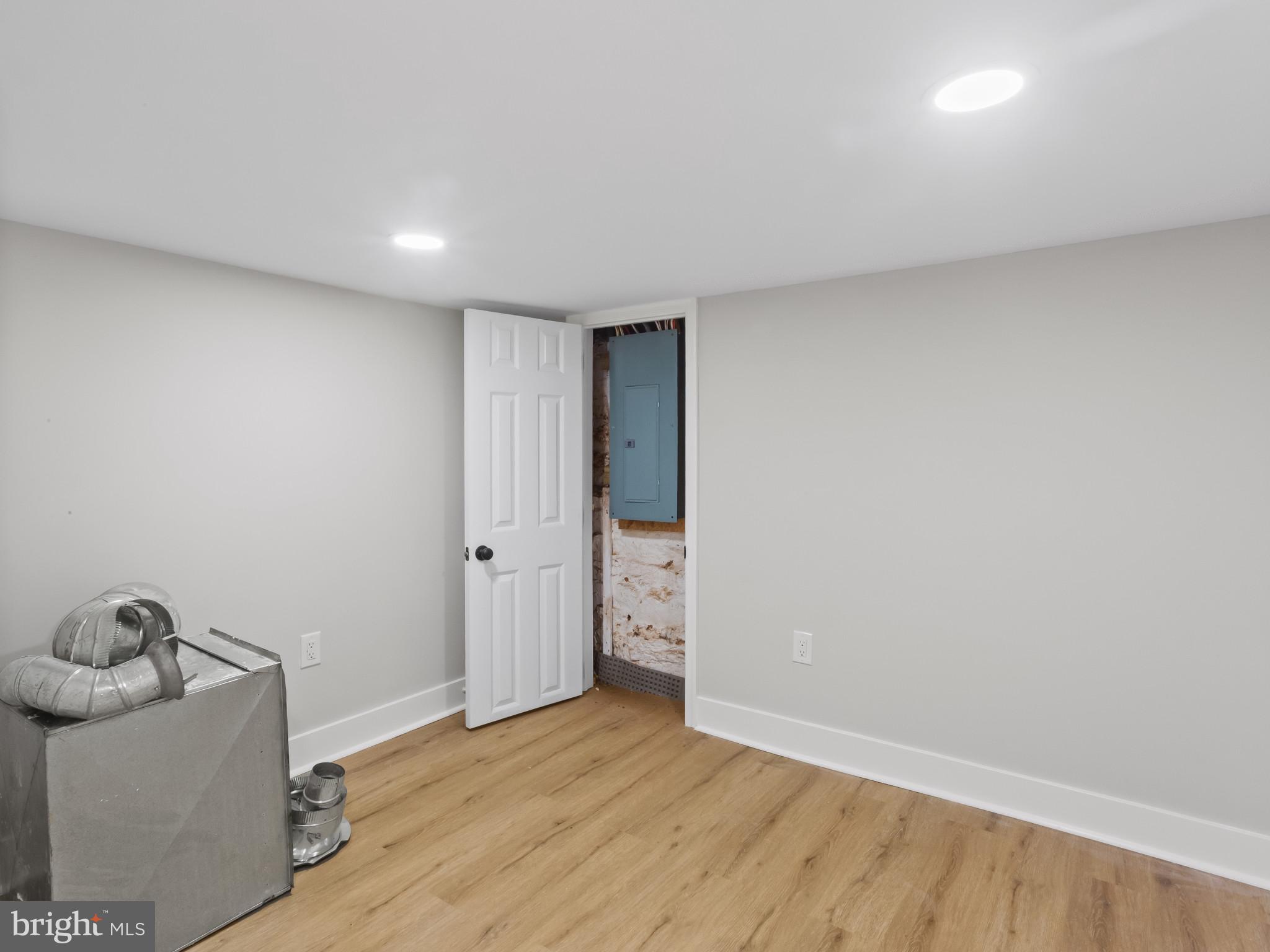 5 North Clinton Street Baltimore, MD 21224 - Photo 23 of 30 Basement