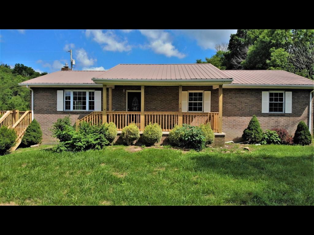 1172 Palmer Hollow Road Bybee, TN 37713 - Photo 1 of 48 1