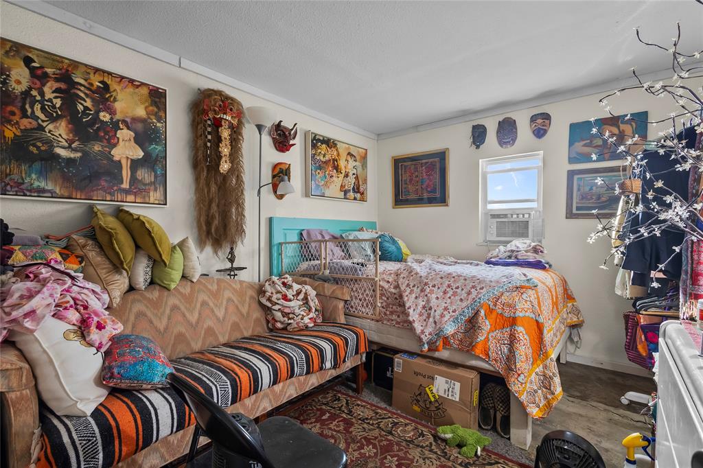 809 Burleson Street Grand Prairie, TX 75050 - Photo 22 of 25