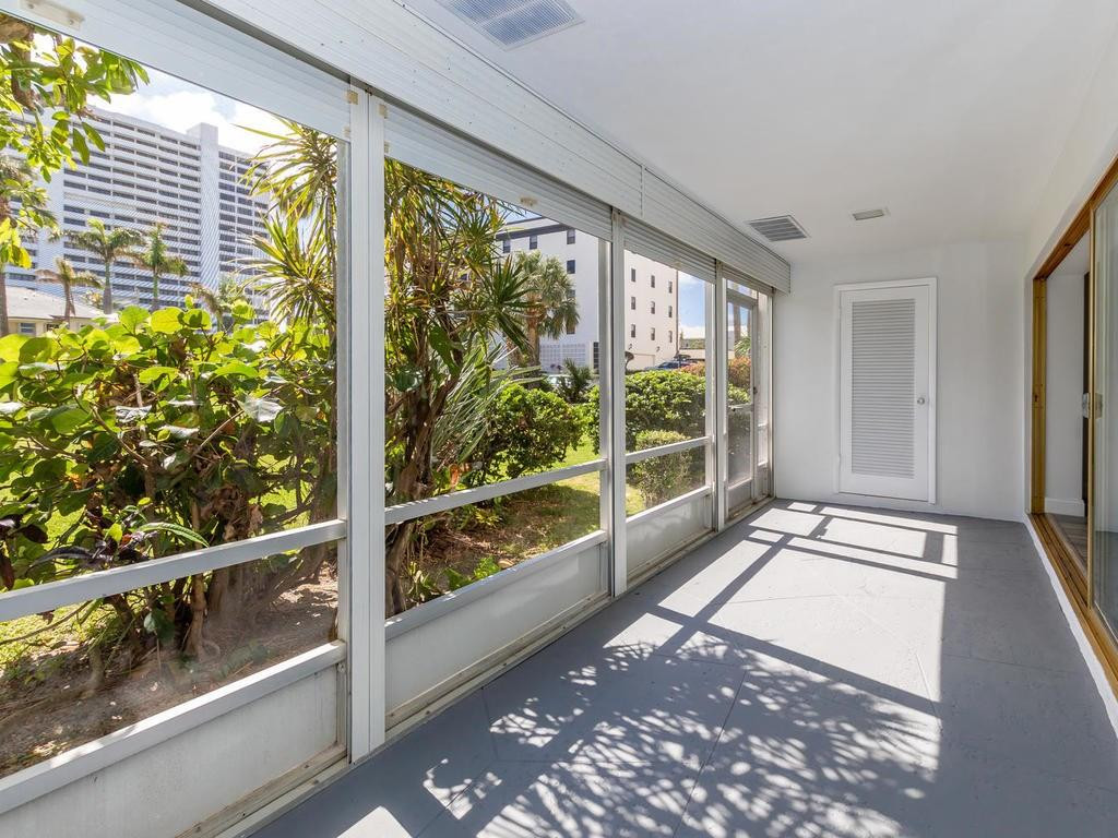 2570 Banyan Road, Unit 3 Boca Raton, FL 33432 - Photo 18 of 31 Photo 18