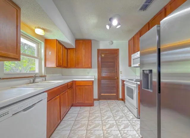 $339,900 | 1537 Goodwood Drive, Tallahassee, FL 32308