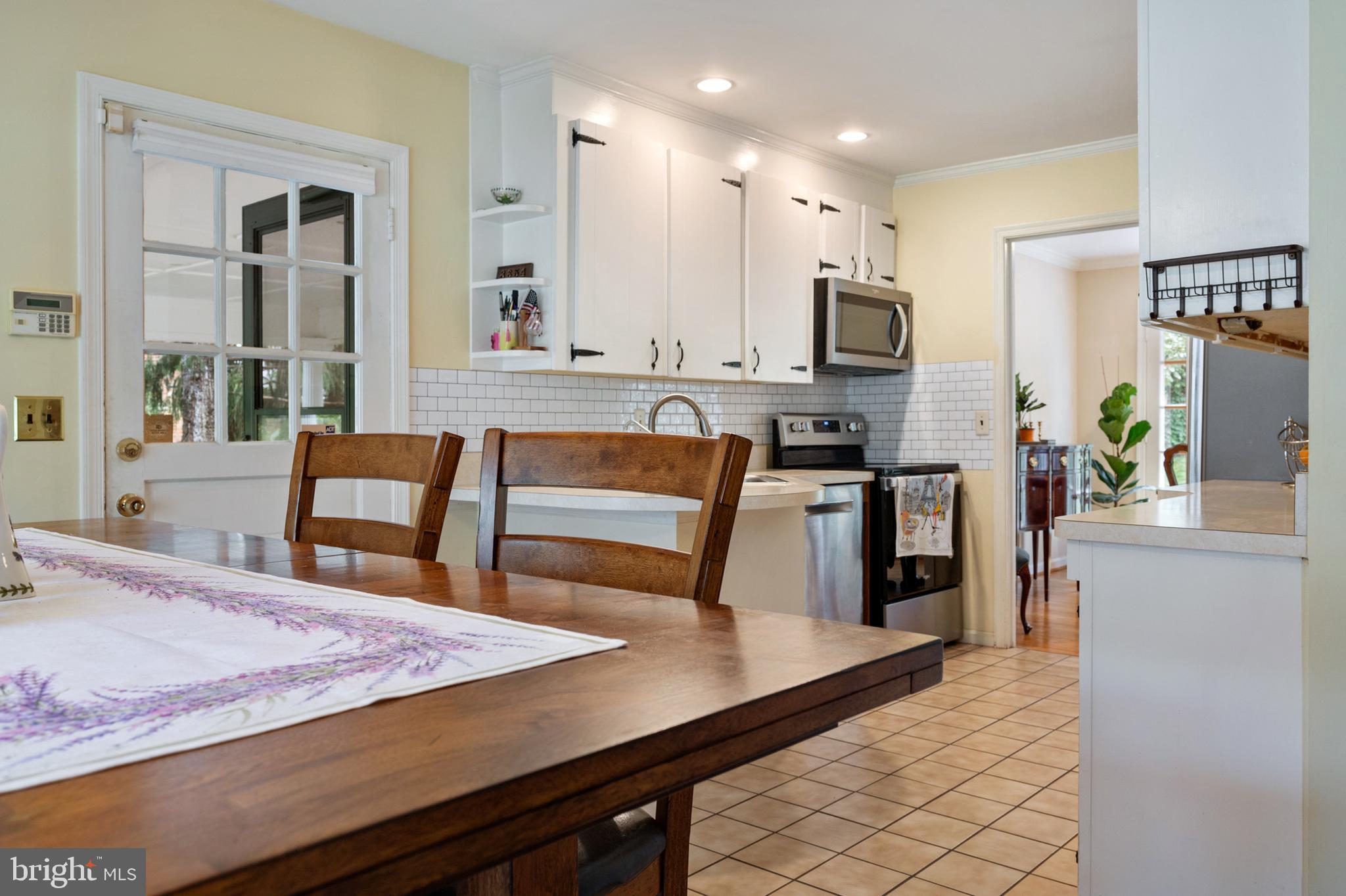 8654 Gateshead Road Alexandria, VA 22309 - Photo 22 of 62 Gallery Image 22