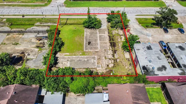 $79,999 | 3031 Highway 146, La Porte, TX 77571
