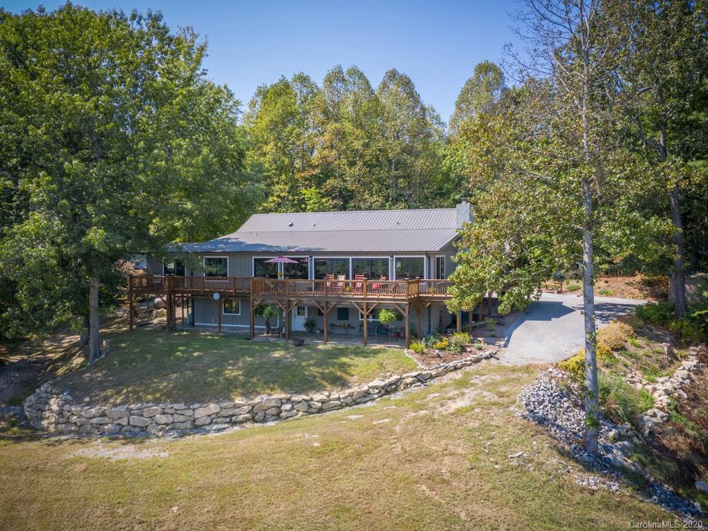 618 Knight Road Saluda, NC 28773 - Photo 1 of 44 Gallery Image 1