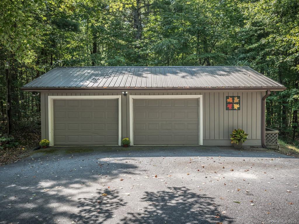 618 Knight Road Saluda, NC 28773 - Photo 36 of 44 Gallery Image 36