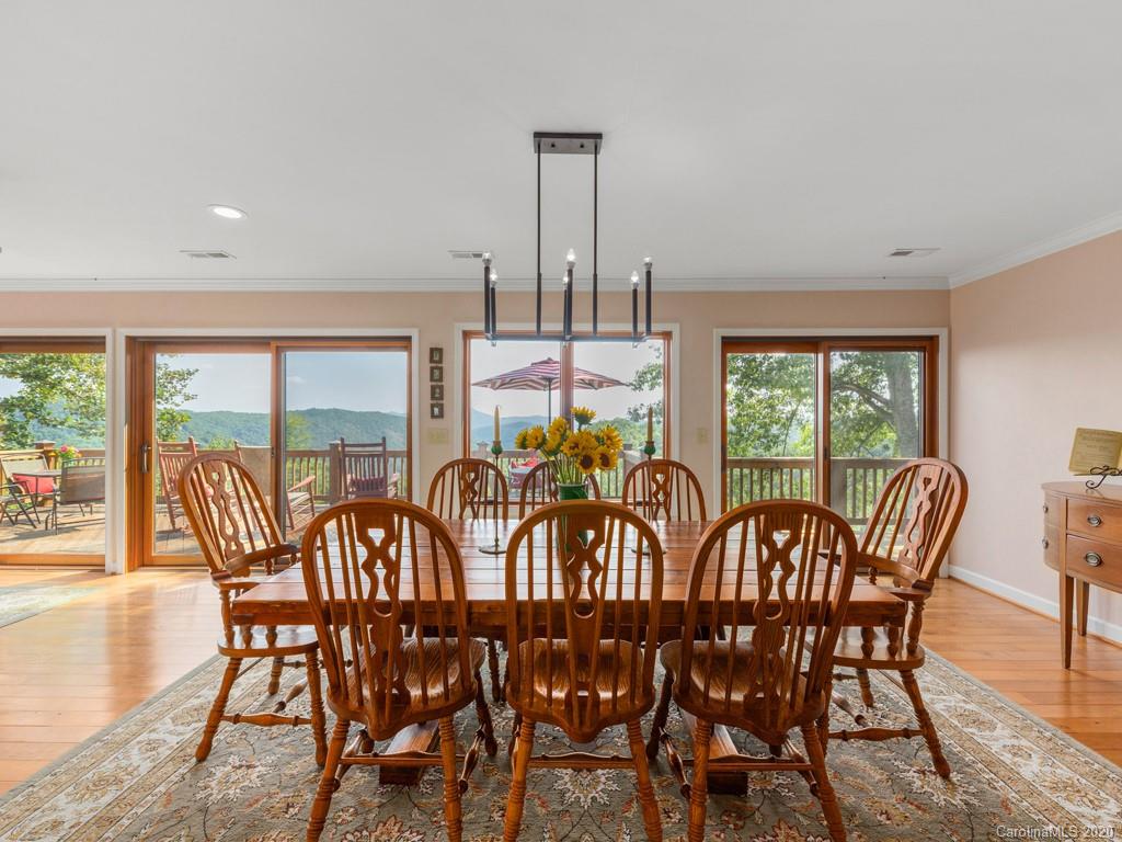 618 Knight Road Saluda, NC 28773 - Photo 7 of 44 Gallery Image 7