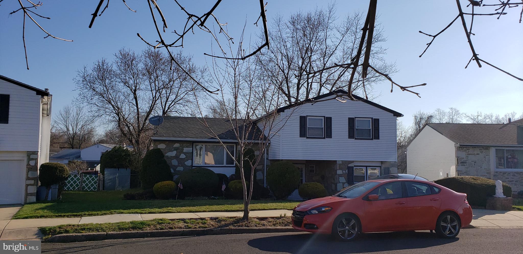 11988 Dumont Road Philadelphia, PA 19116 - Photo 1 of 3 Gallery Image 1