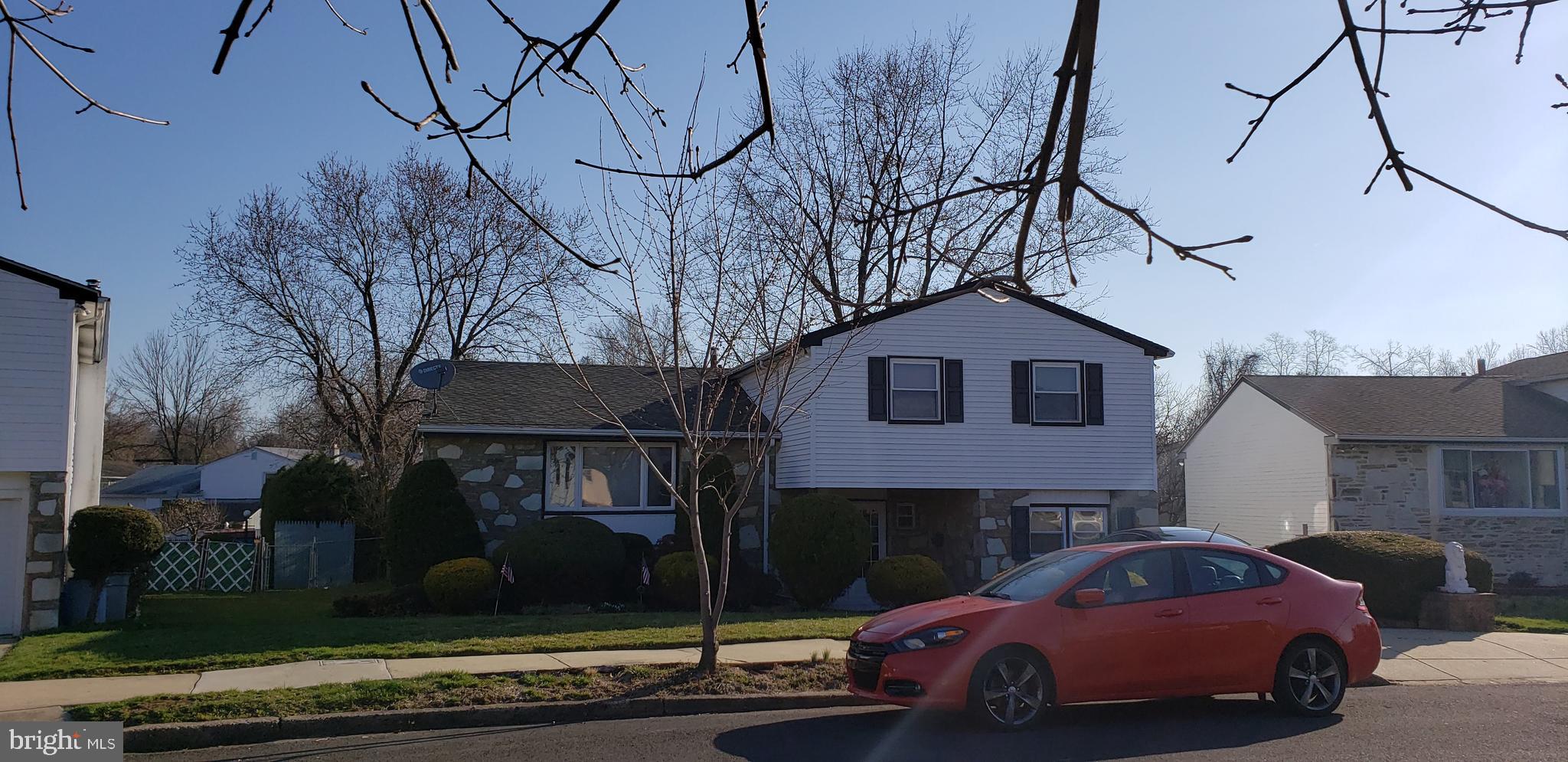 11988 Dumont Road Philadelphia, PA 19116 - Photo 3 of 3 Gallery Image 3