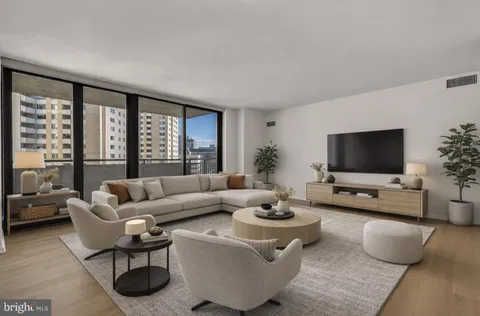 $325,000 | 4620 North Park Avenue, Unit 1211E, Chevy Chase, MD 20815